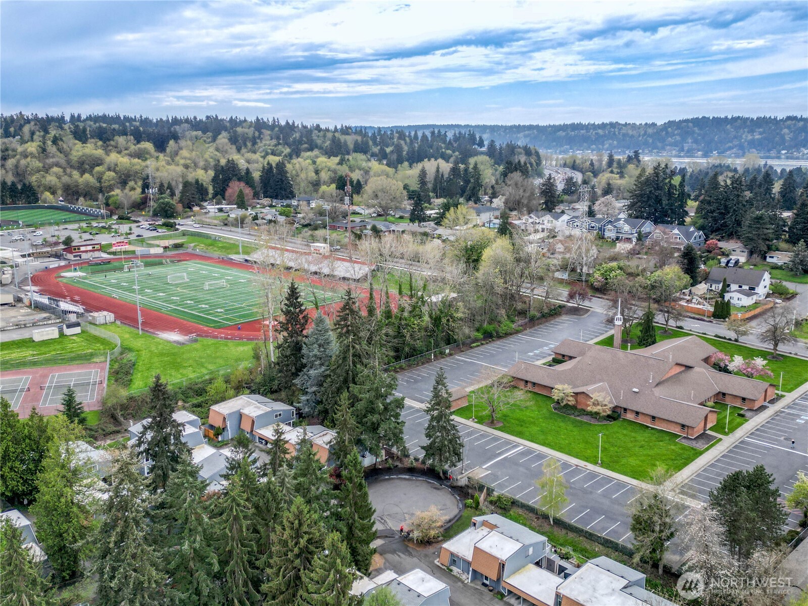 12607 SE 41st Place #H207, Bellevue, WA 98006