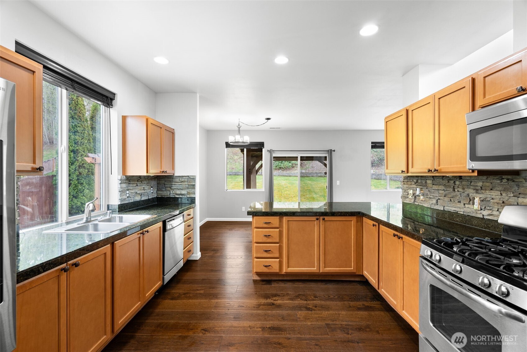 6731 Charlotte Avenue SE, Auburn, WA 98092