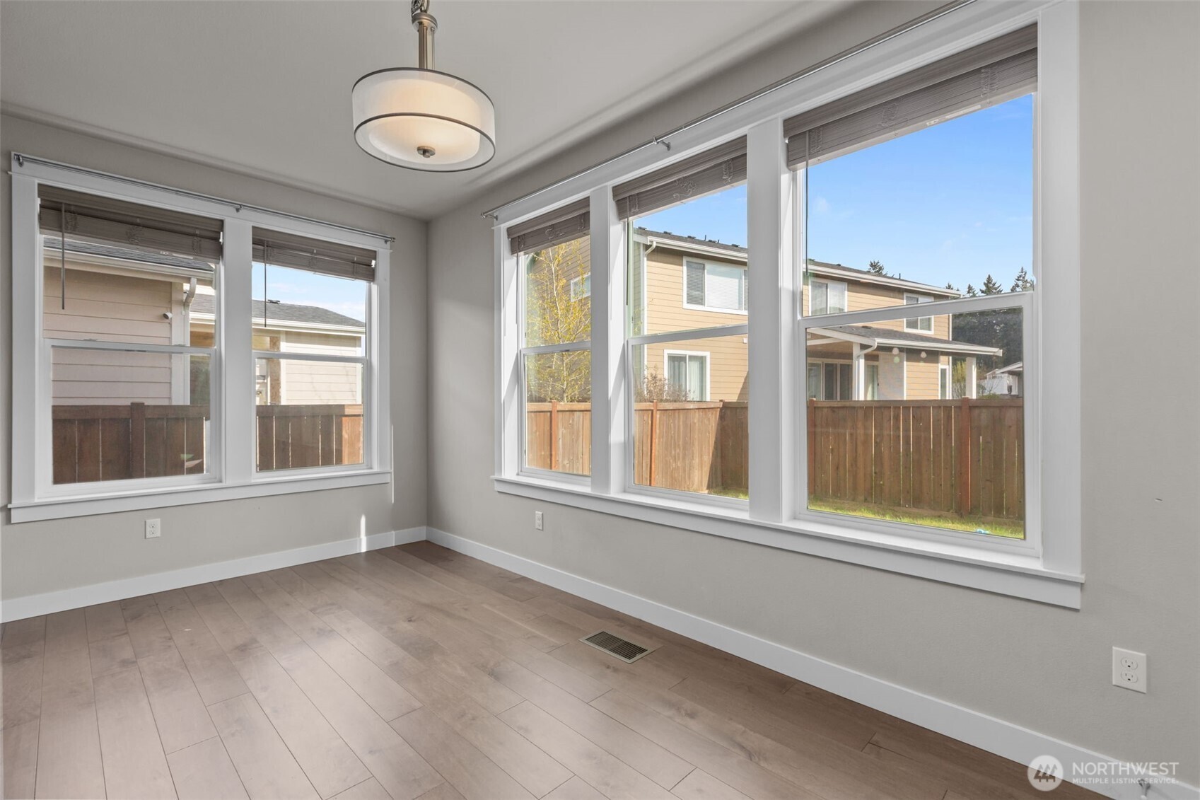 12806 173rd Street Ct E, Puyallup, WA 98374