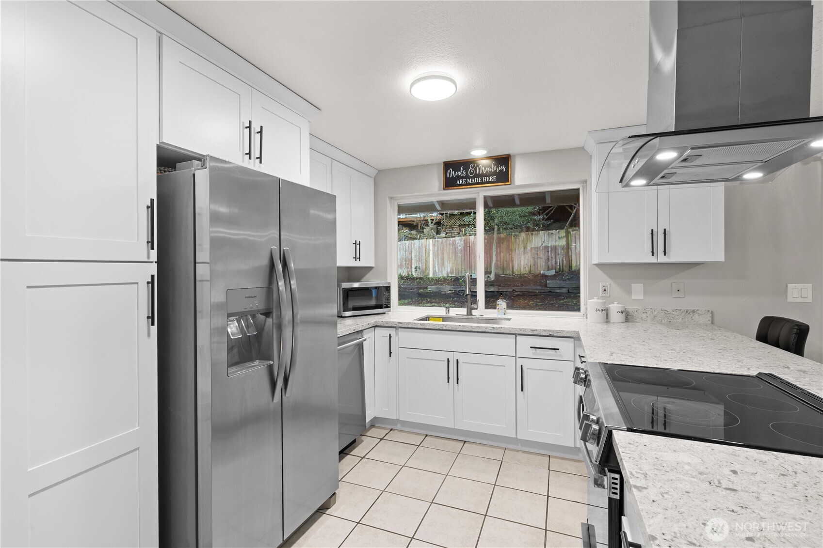 3907 SW 328th St , Federal Way, WA 98023