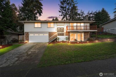 3907 SW 328th St , Federal Way, WA 98023 - Photo 2