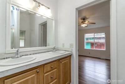 8318 38th Street E, Edgewood, WA 98371 - Photo 14