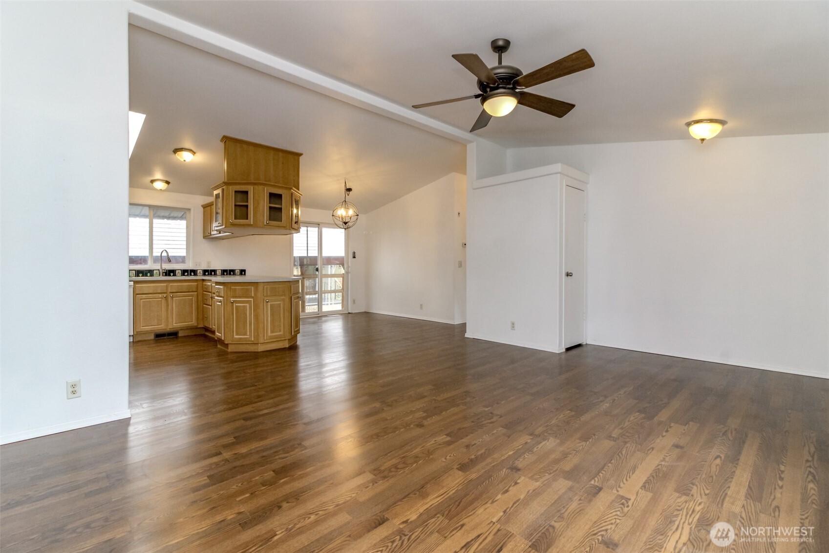8318 38th Street E, Edgewood, WA 98371