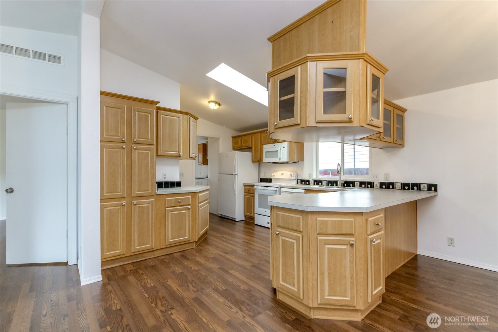 8318 38th Street E, Edgewood, WA 98371