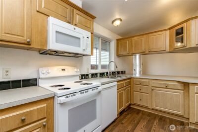 8318 38th Street E, Edgewood, WA 98371 - Photo 8