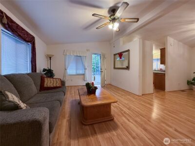 2610 E Section Street #44, Mount Vernon, WA 98274 - Photo 4
