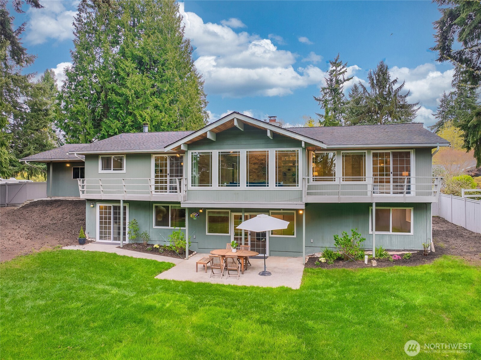 17108 17th Avenue W, Lynnwood, WA 98037