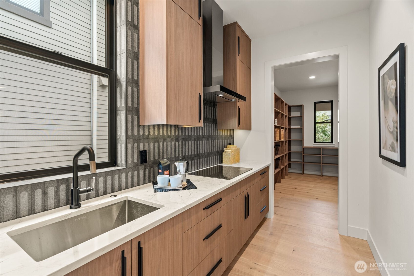 11021 NE 14th Street , Bellevue, WA 98004