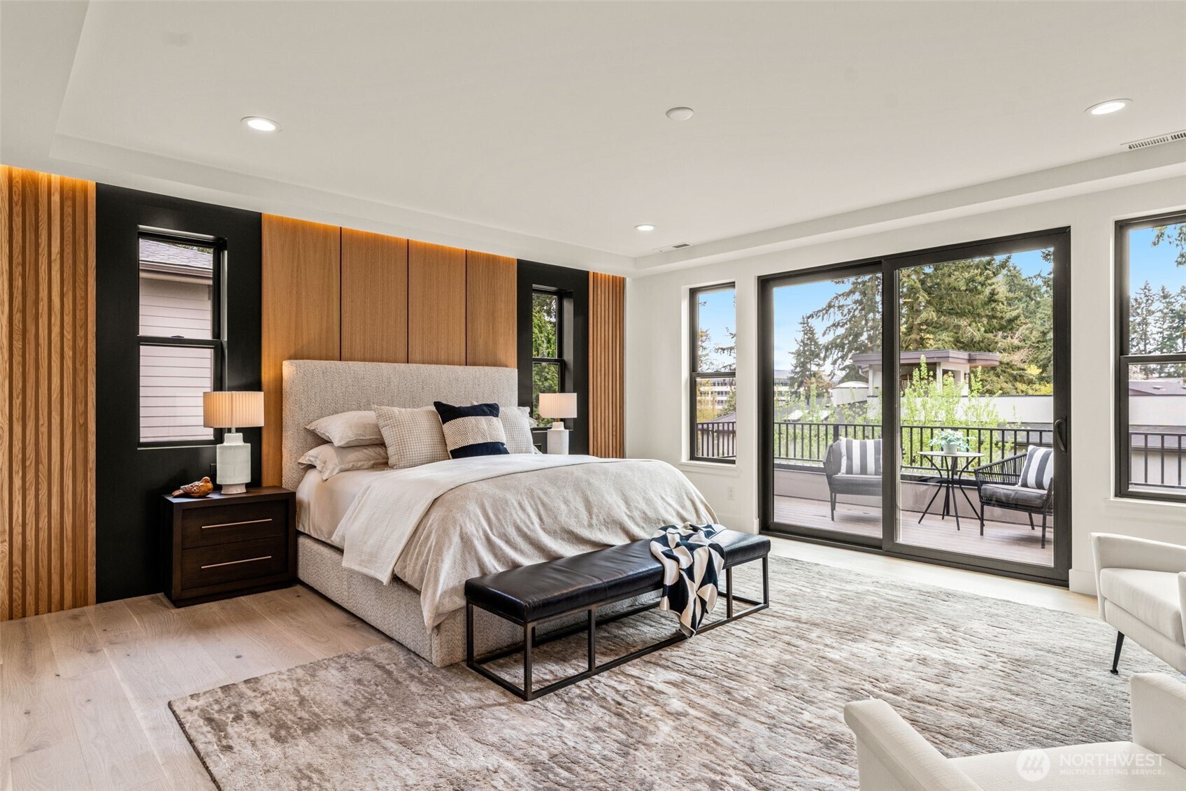 11021 NE 14th Street , Bellevue, WA 98004