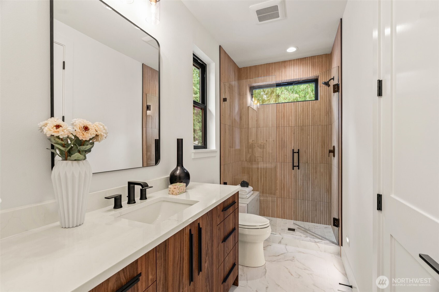 11021 NE 14th Street , Bellevue, WA 98004