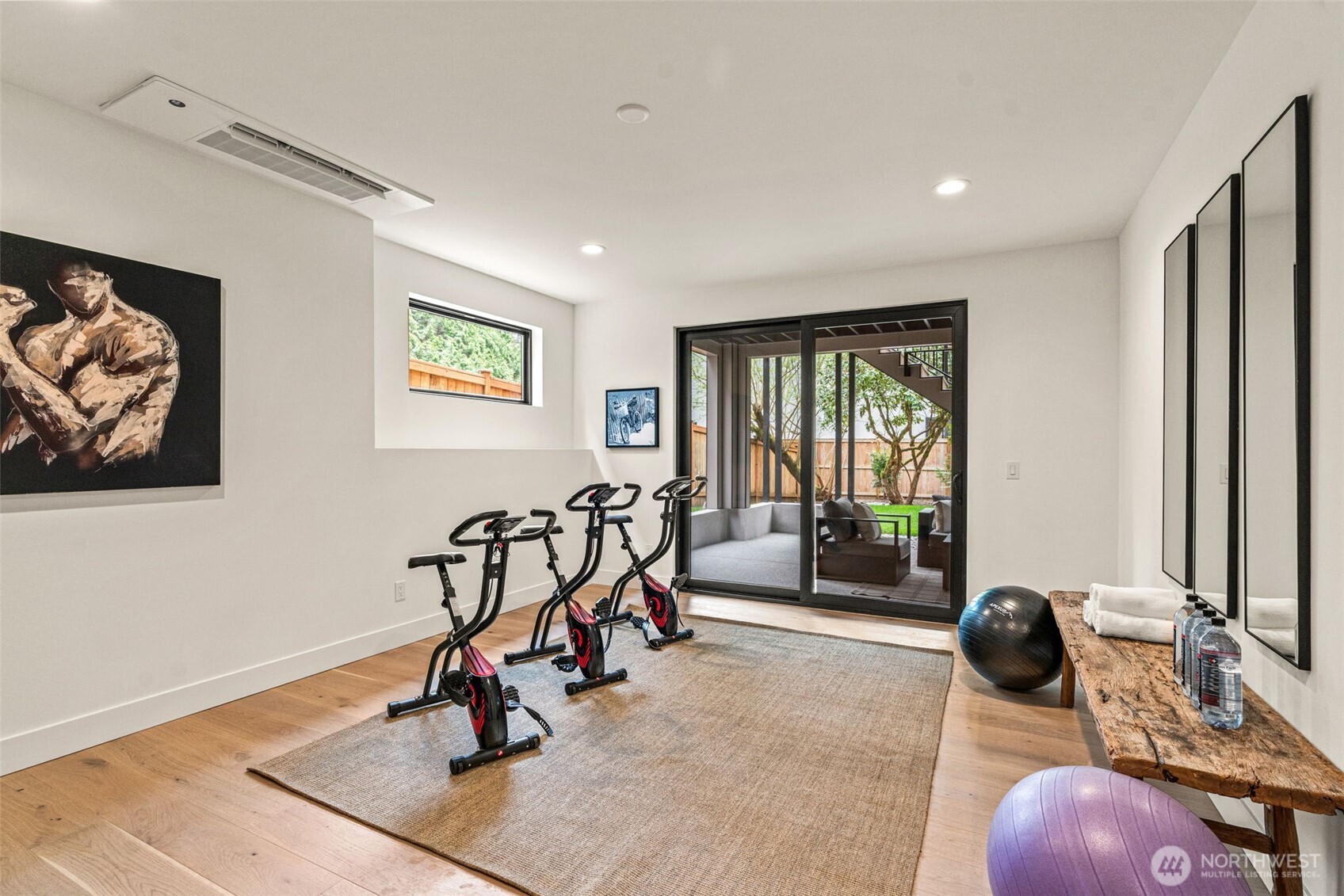 11021 NE 14th Street , Bellevue, WA 98004