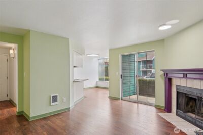 16419 Spruce Way #I3, Lynnwood, WA 98037-6952 - Photo 8
