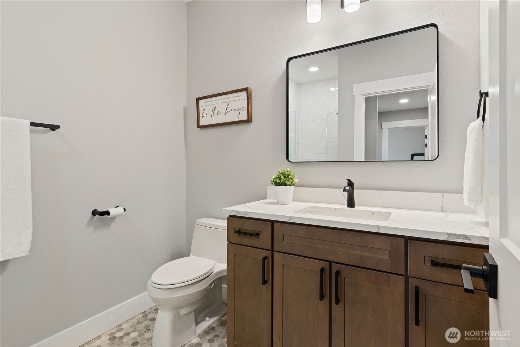 381 E Benson Ridge Road , Grapeview, WA 98546