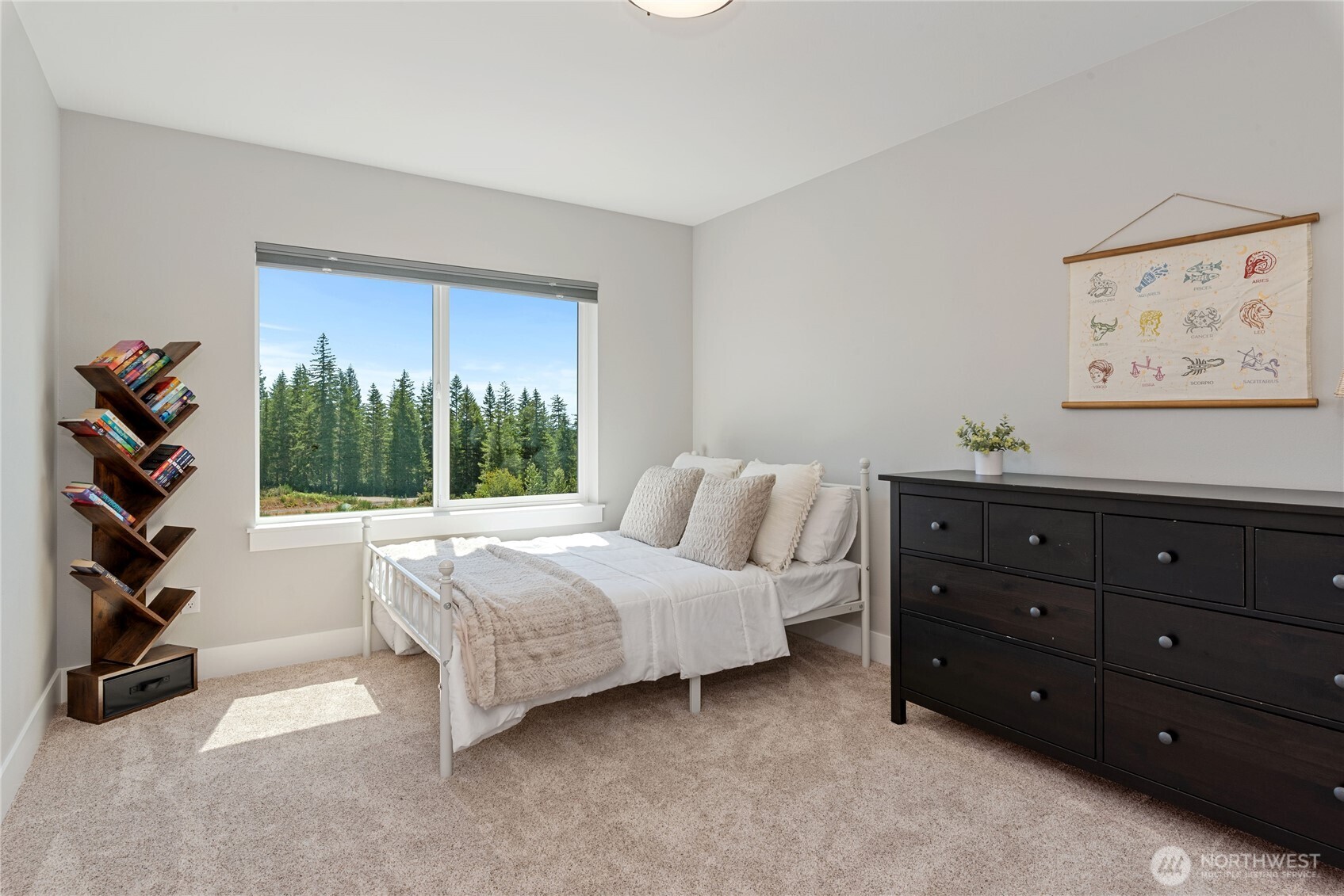 381 E Benson Ridge Road , Grapeview, WA 98546