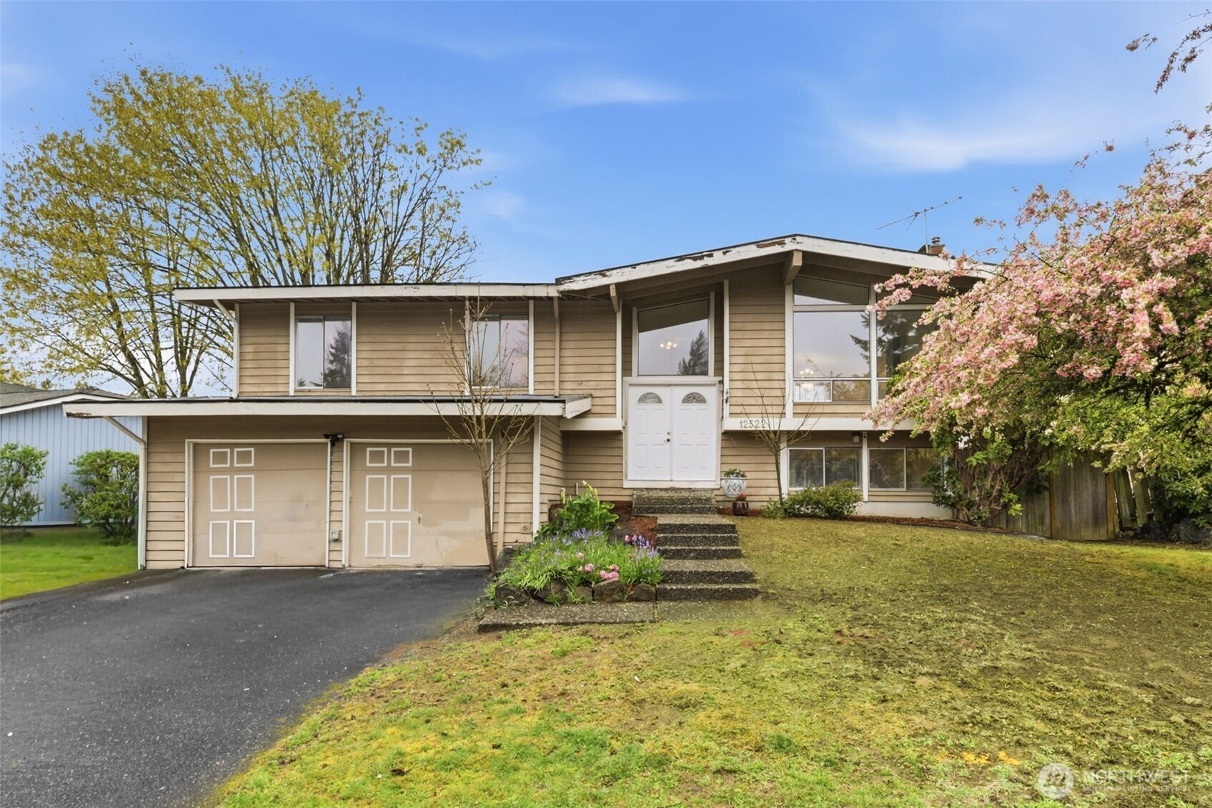 12522 SE 217th Place , Kent, WA 98031