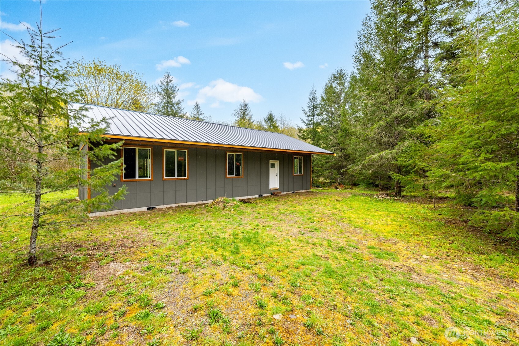 8289 Lekcin Lane , Concrete, WA 98237