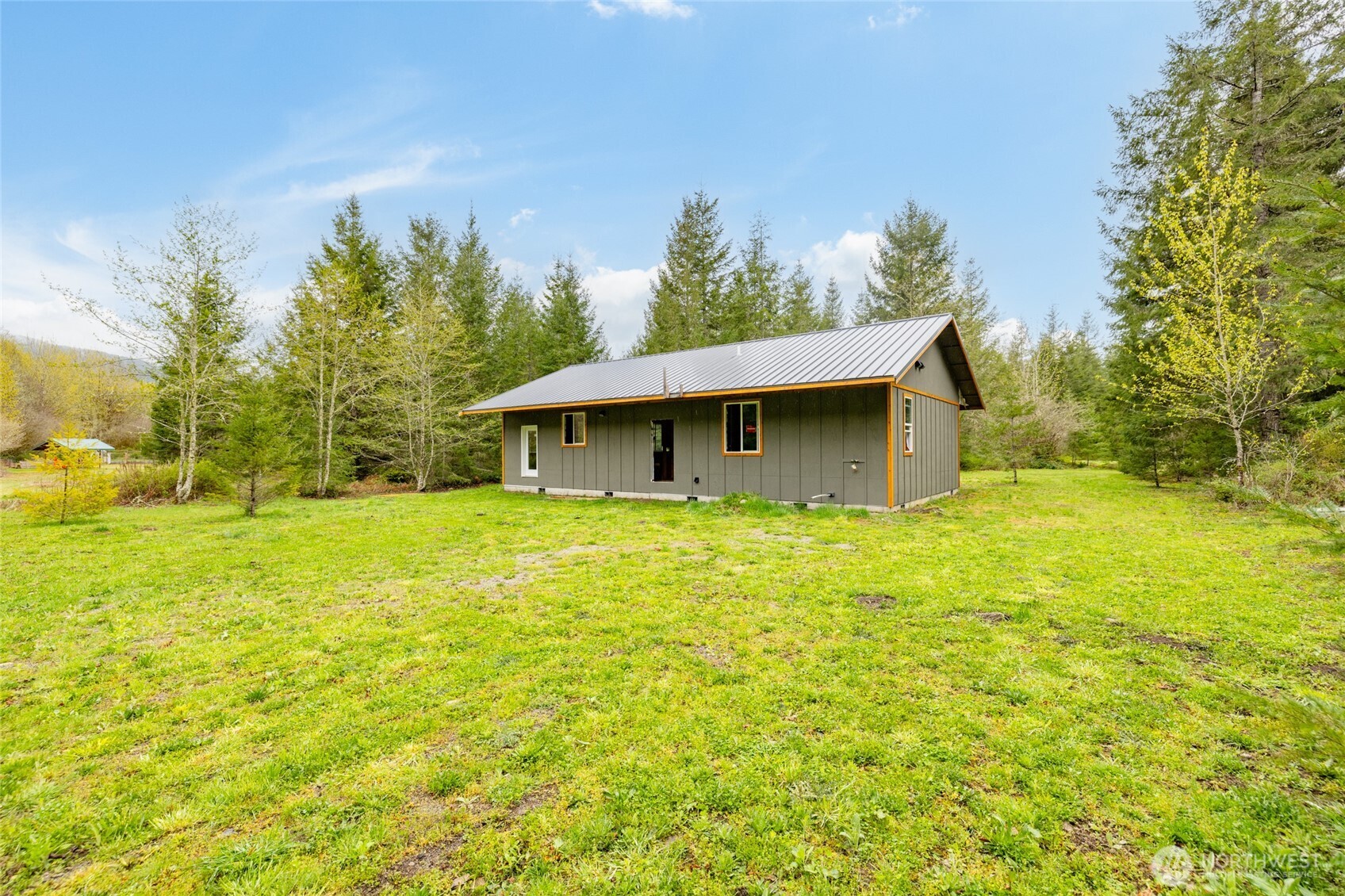 8289 Lekcin Lane , Concrete, WA 98237