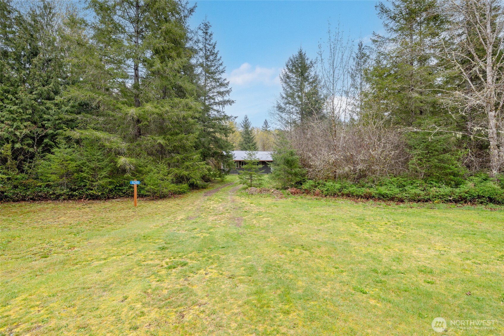 8289 Lekcin Lane , Concrete, WA 98237