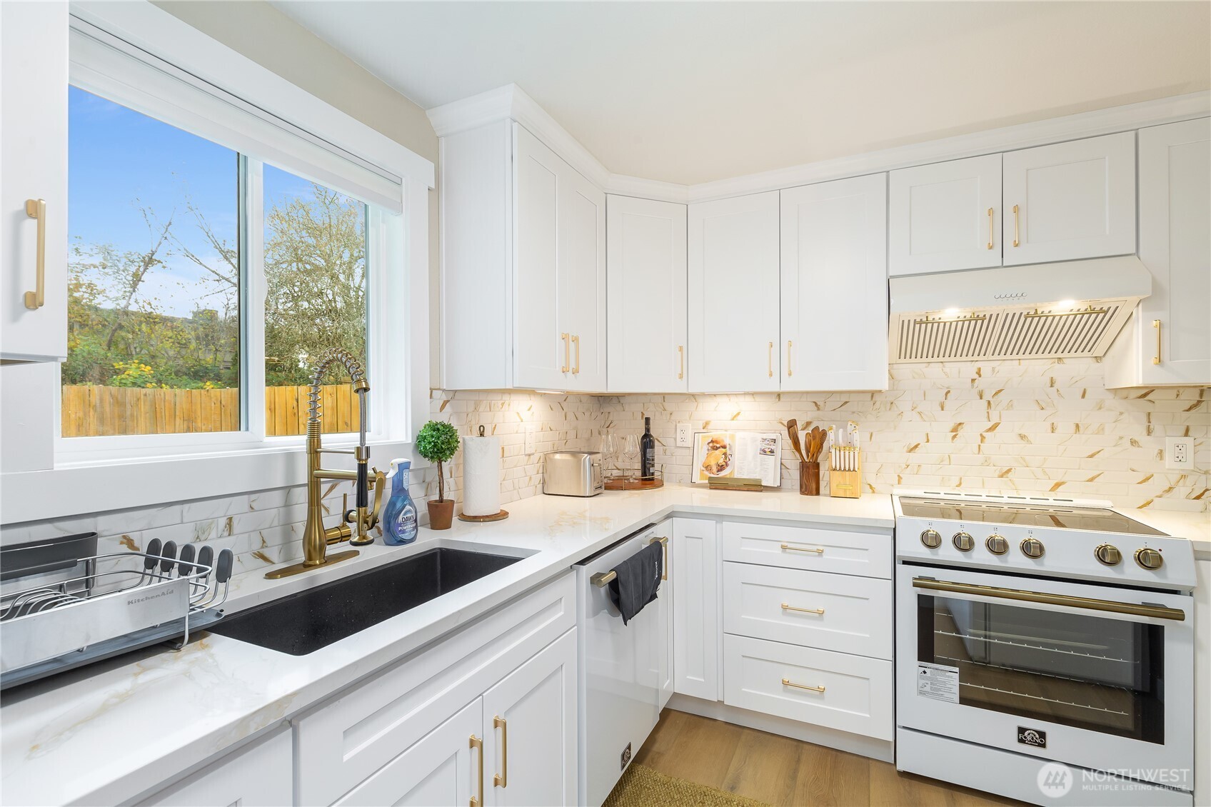 293 146th Place NE, Bellevue, WA 98007