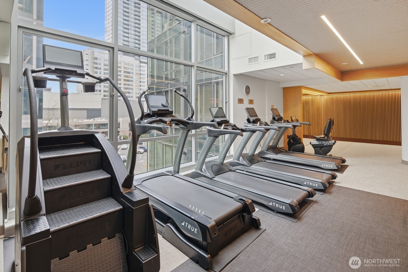 10700 NE 4th Street #332, Bellevue, WA 98004
