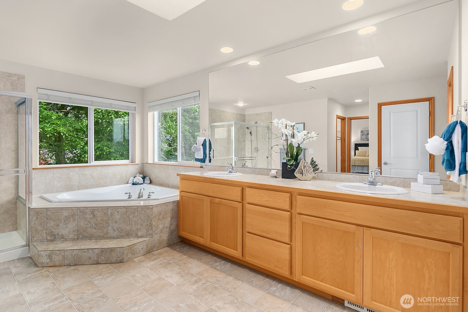24108 22nd Place W, Bothell, WA 98021-9261