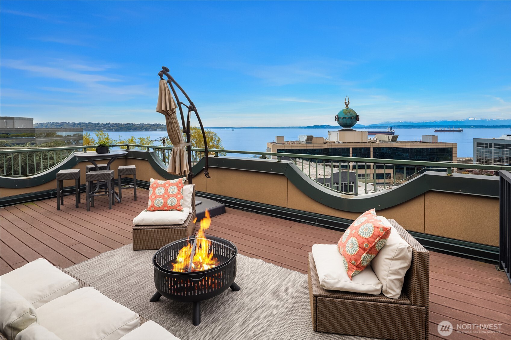 120 1st Avenue W #501, Seattle, WA 98119