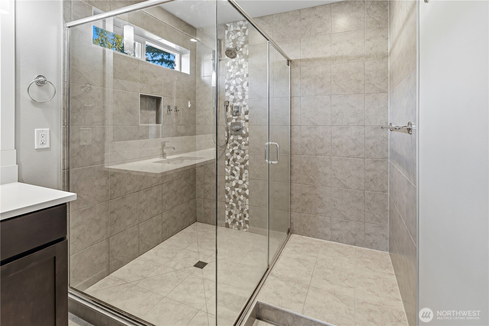 3105 S 276th Court , Auburn, WA 98001