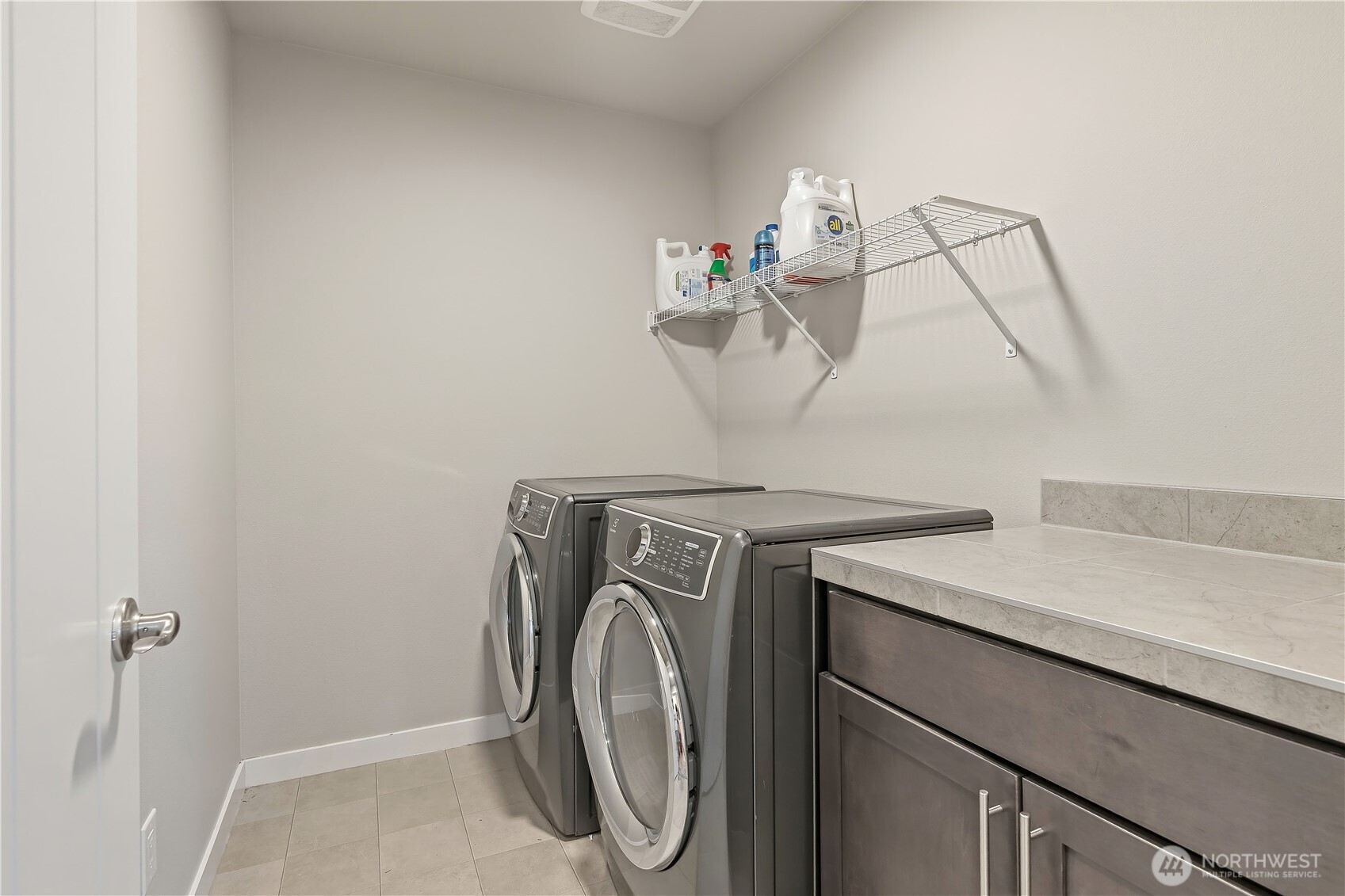 3105 S 276th Court , Auburn, WA 98001