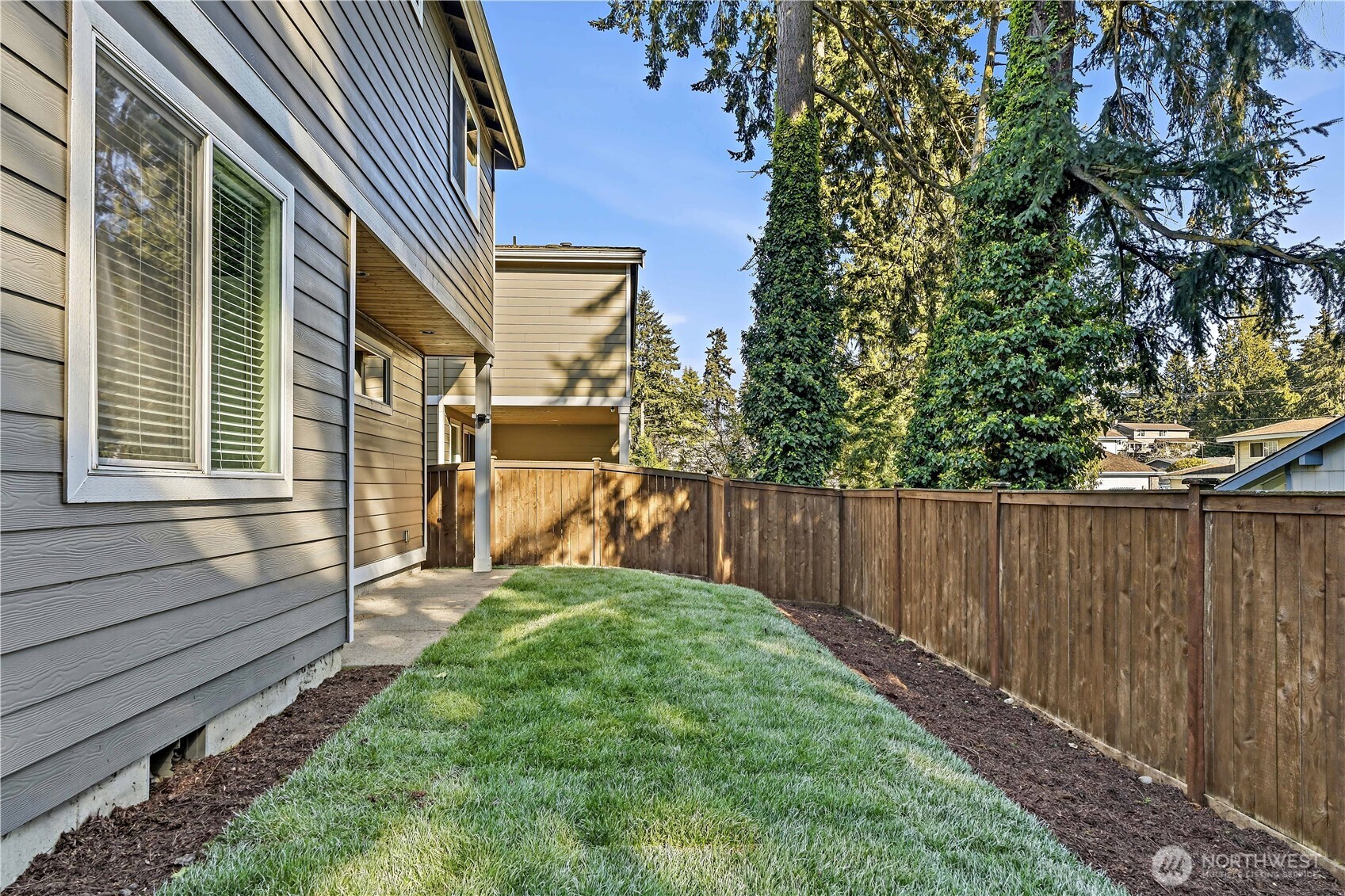 3105 S 276th Court , Auburn, WA 98001