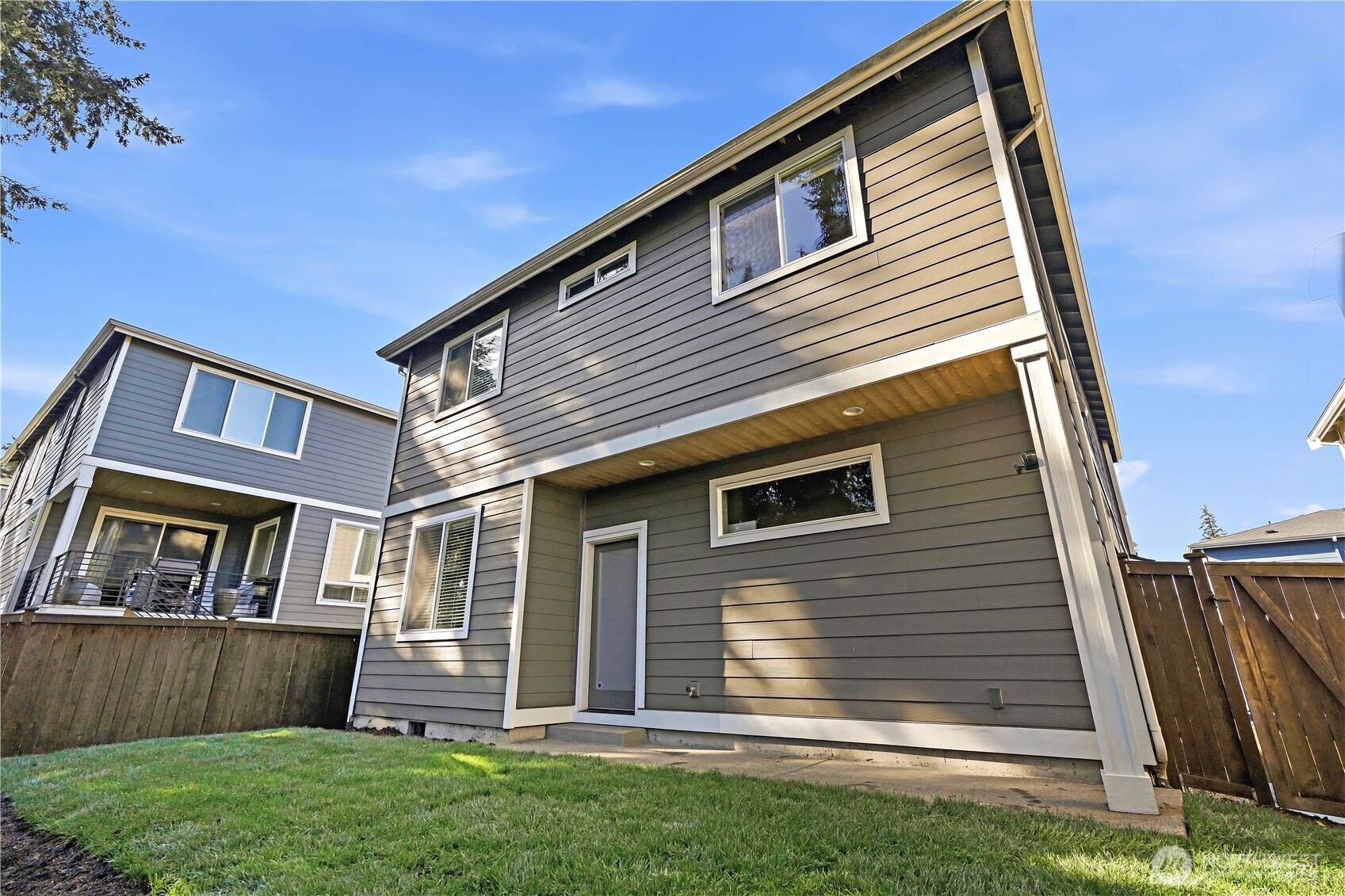 3105 S 276th Court , Auburn, WA 98001