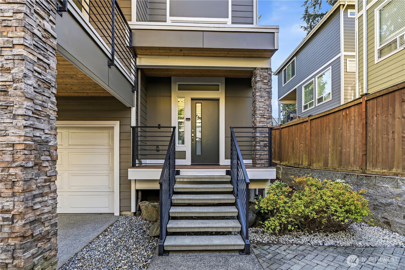 3105 S 276th Court , Auburn, WA 98001