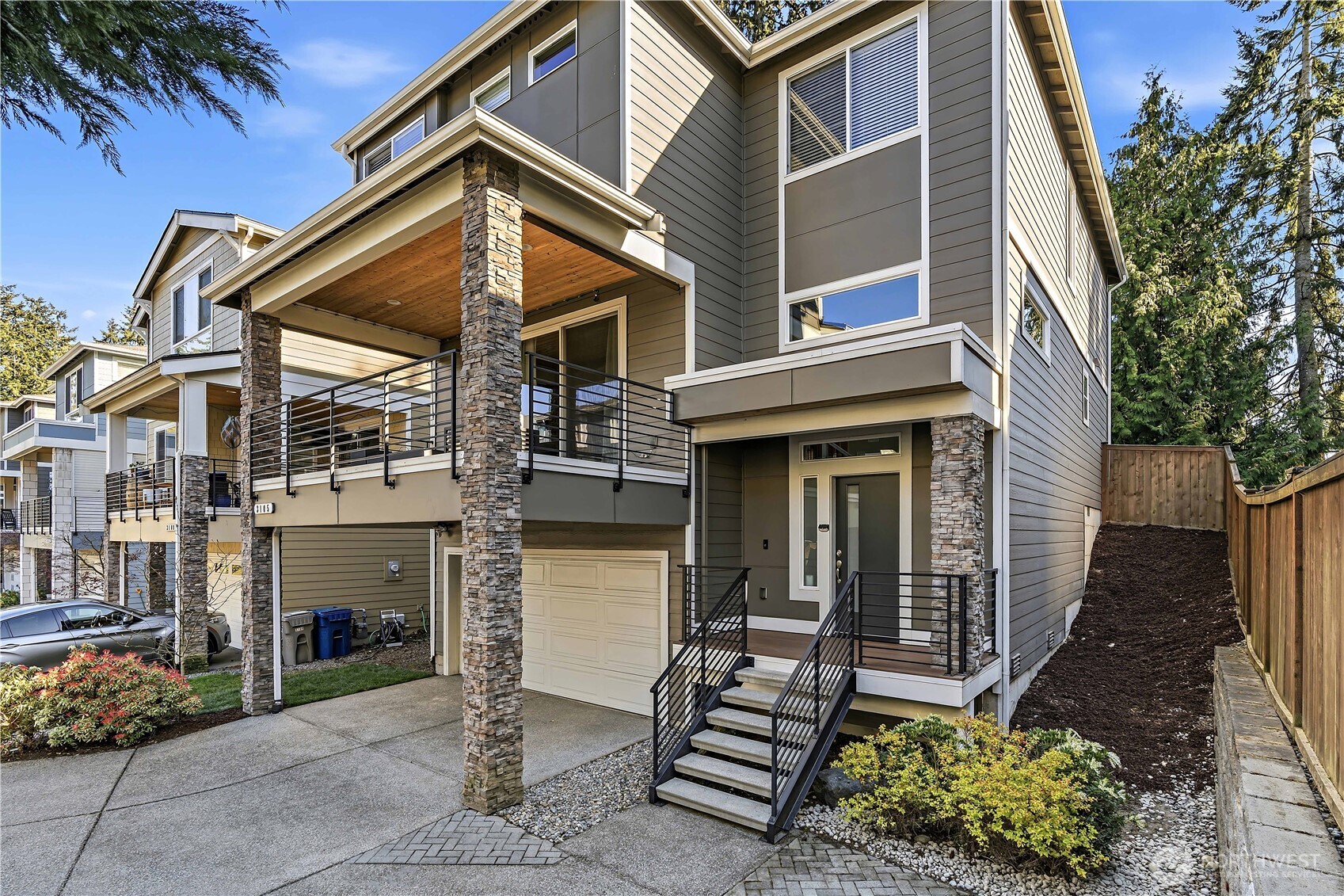 3105 S 276th Court , Auburn, WA 98001