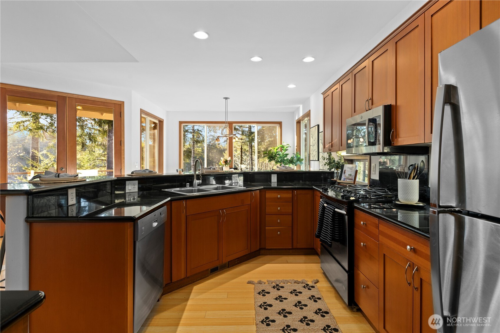 730 SE Nelson Road , Shelton, WA 98584