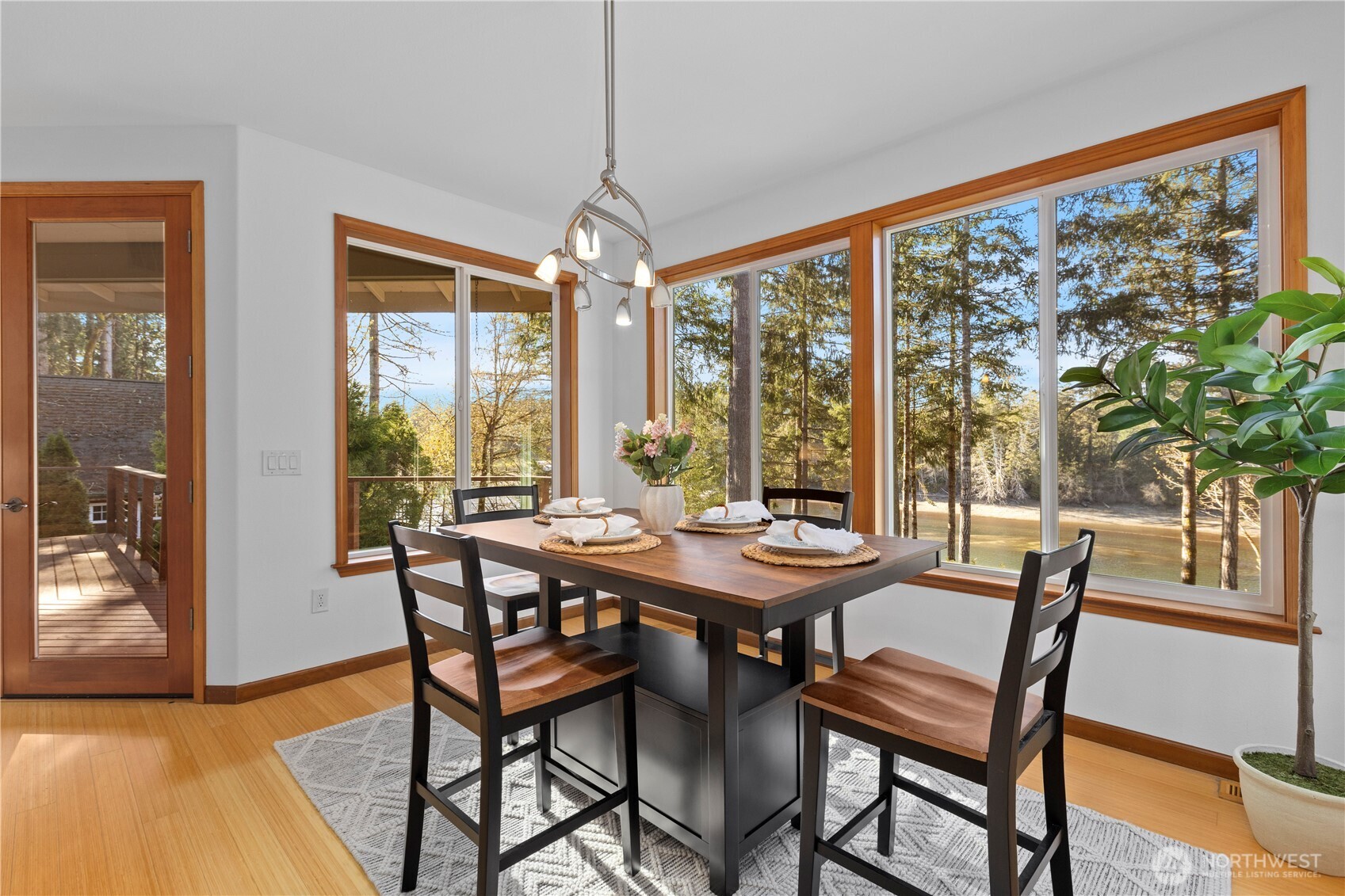 730 SE Nelson Road , Shelton, WA 98584