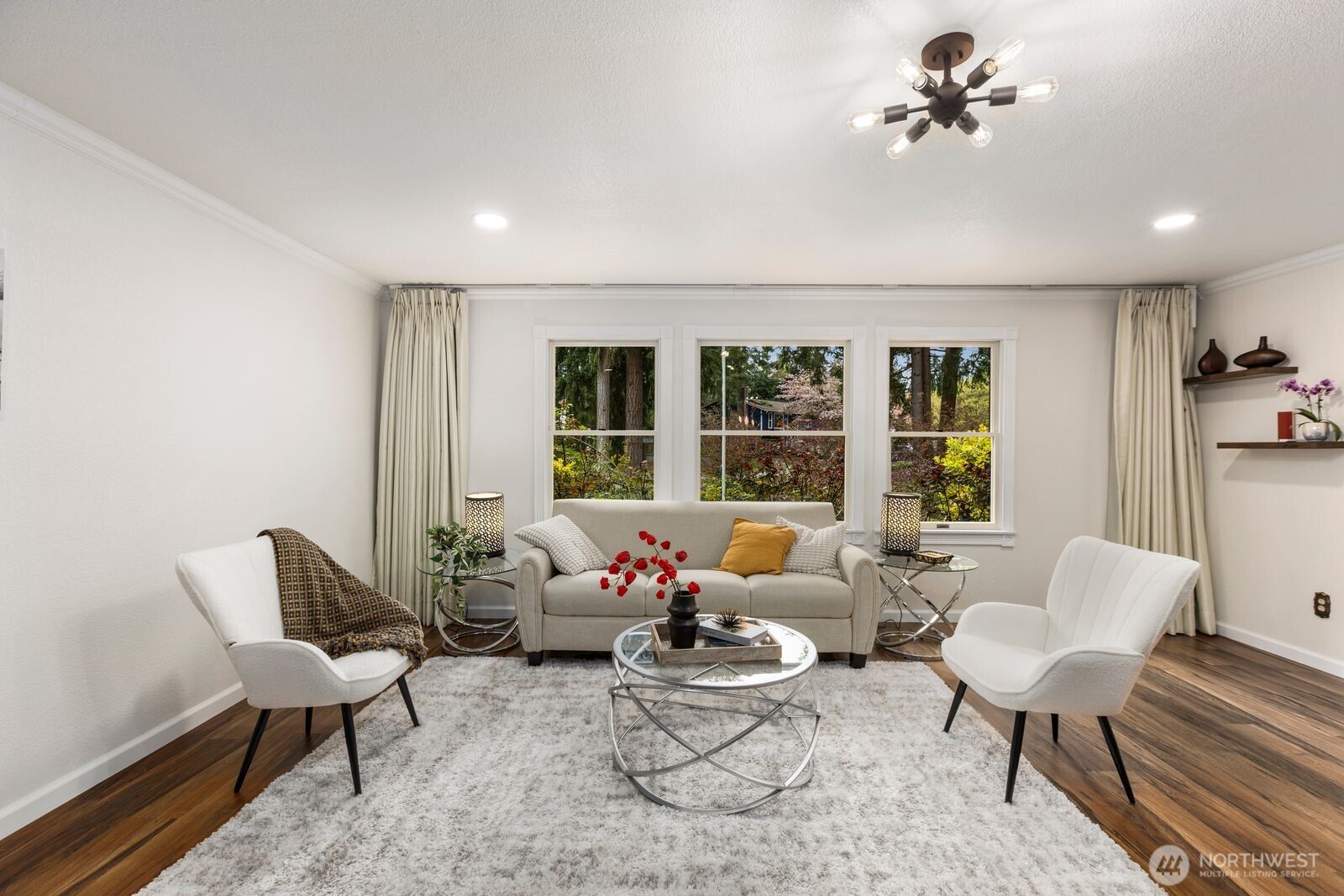 5611 240th Street SE, Woodinville, WA 98072-8607