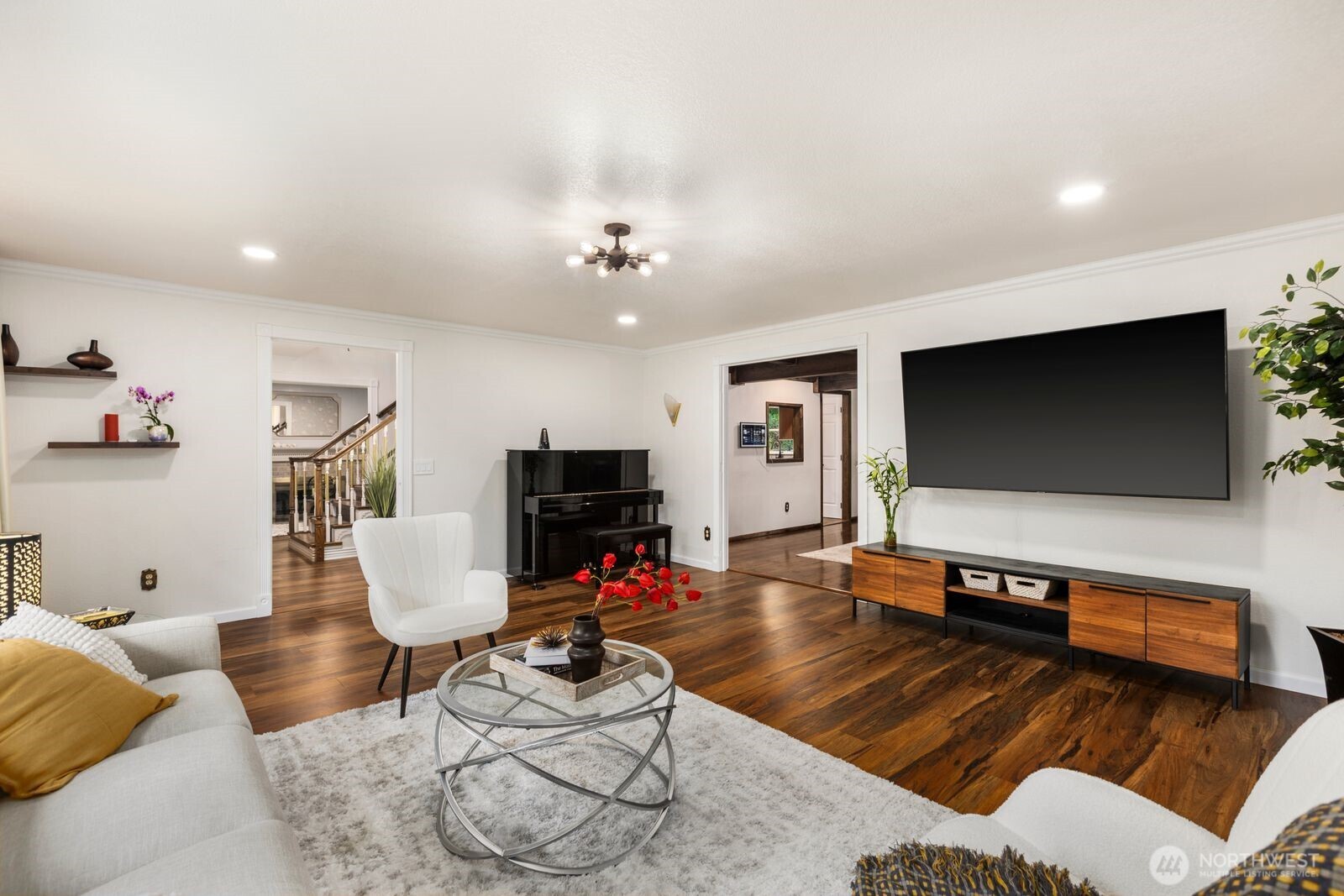 5611 240th Street SE, Woodinville, WA 98072-8607