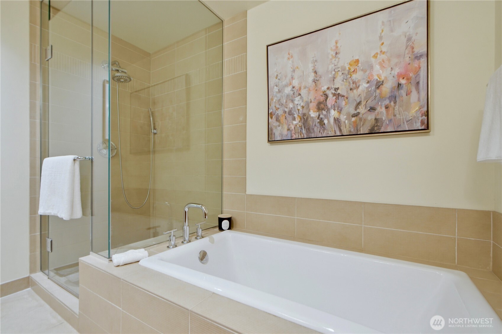 10650 NE 9th Place #1527, Bellevue, WA 98004