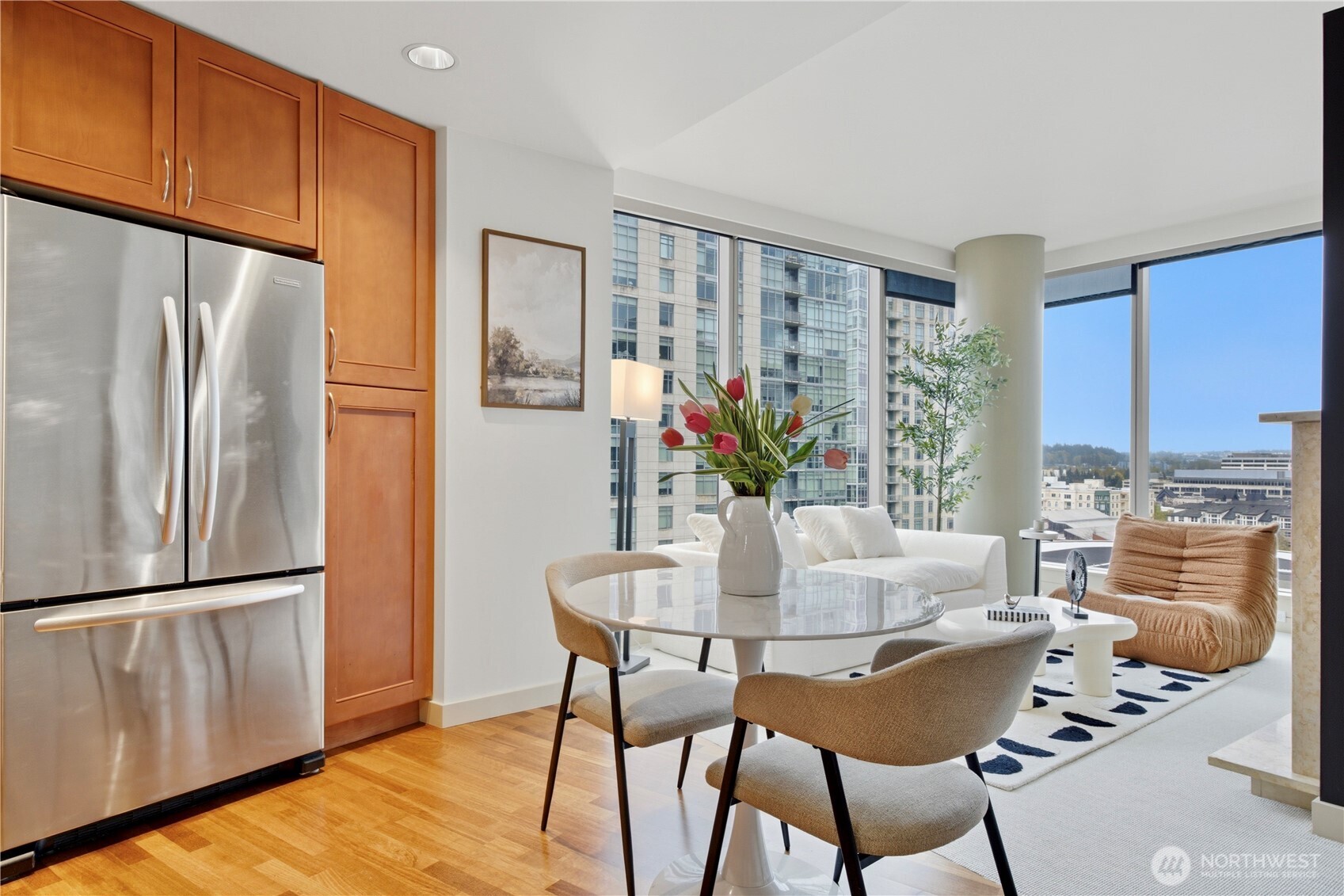 10650 NE 9th Place #1527, Bellevue, WA 98004