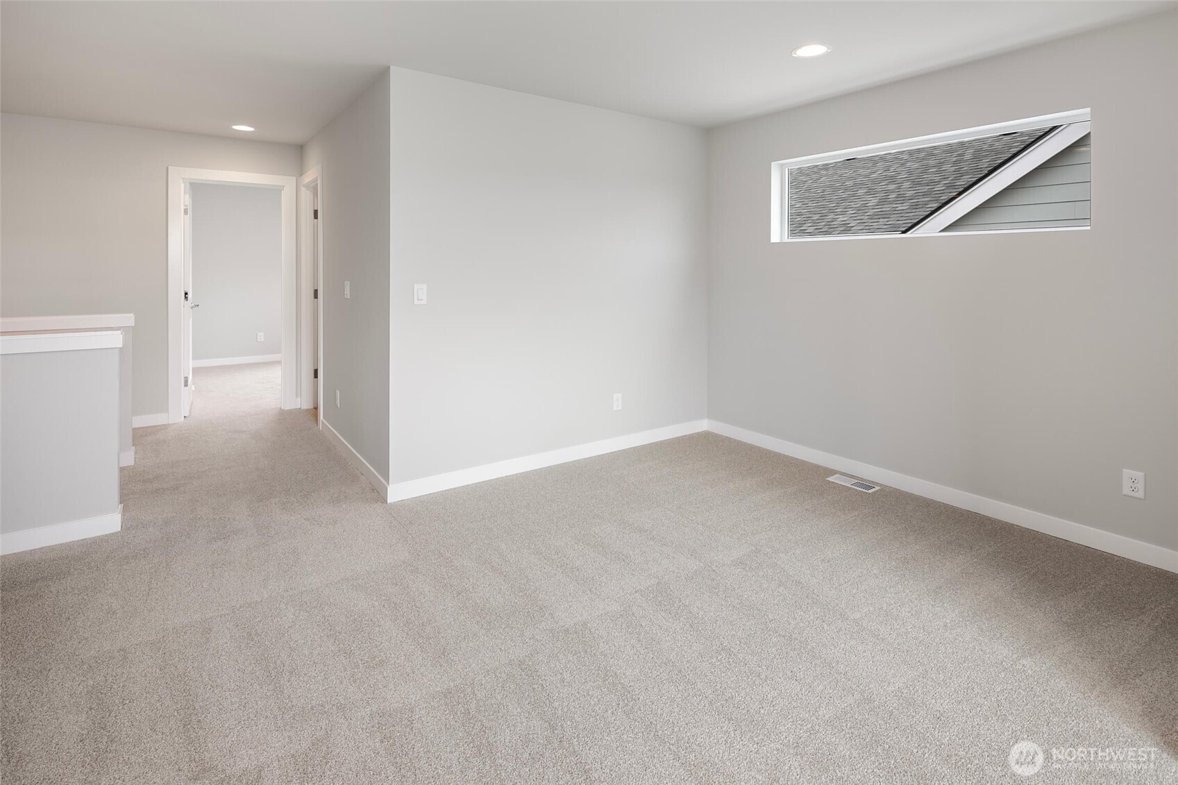 562 SW 97th Street #4, Seattle, WA 98106