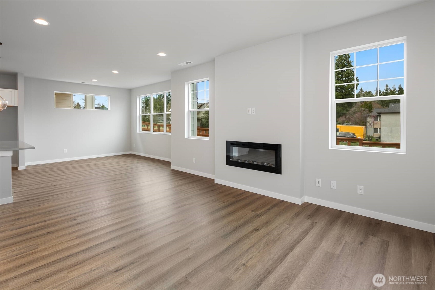 562 SW 97th Street #4, Seattle, WA 98106