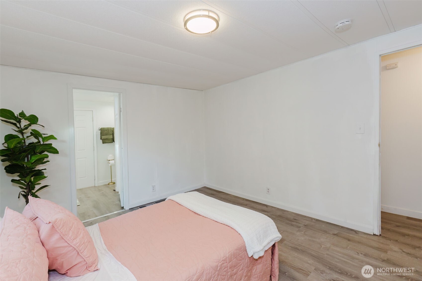 16300 State Highway 305 NE #94, Poulsbo, WA 98370