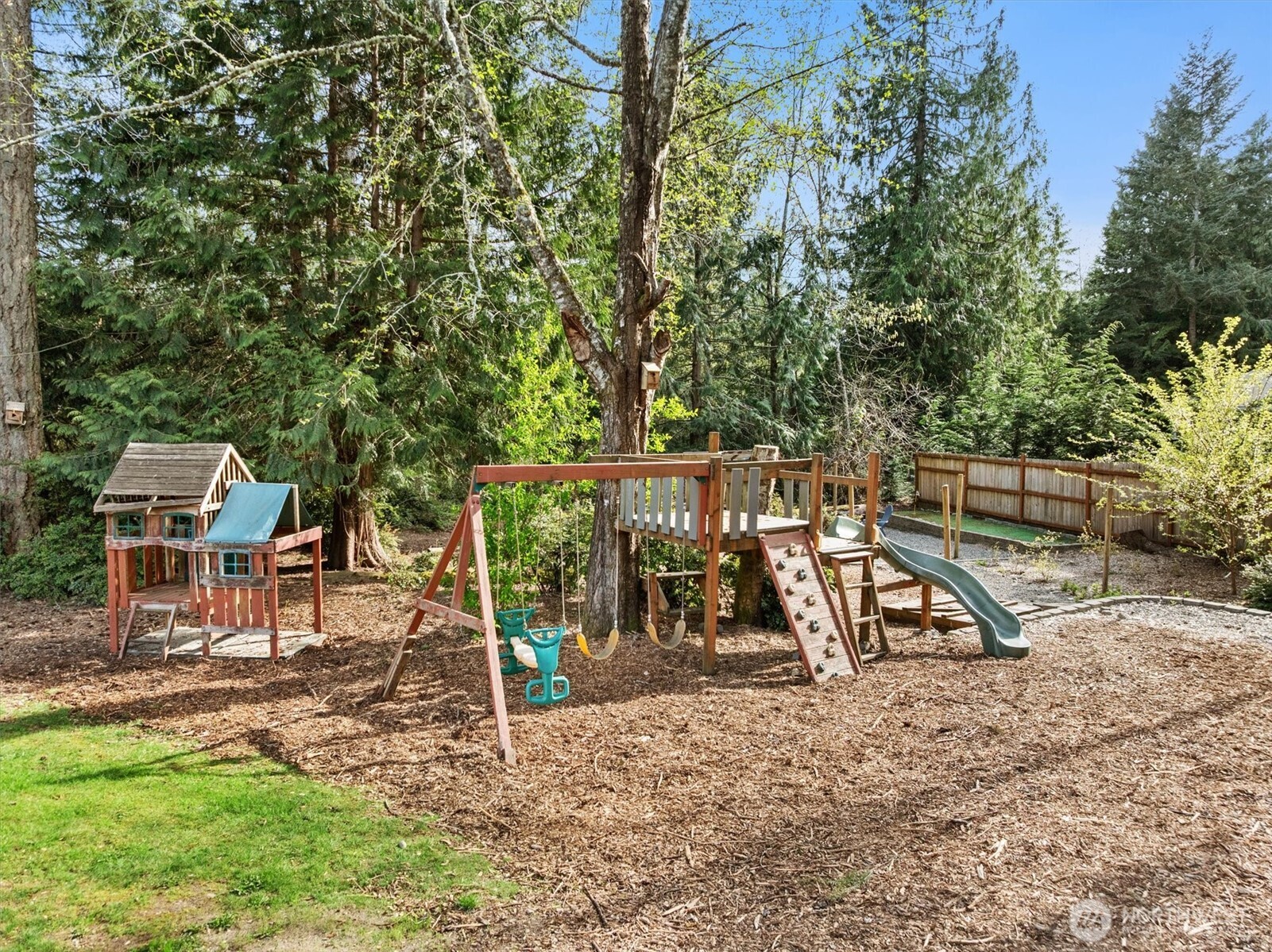 4520 52nd Street NW, Gig Harbor, WA 98335
