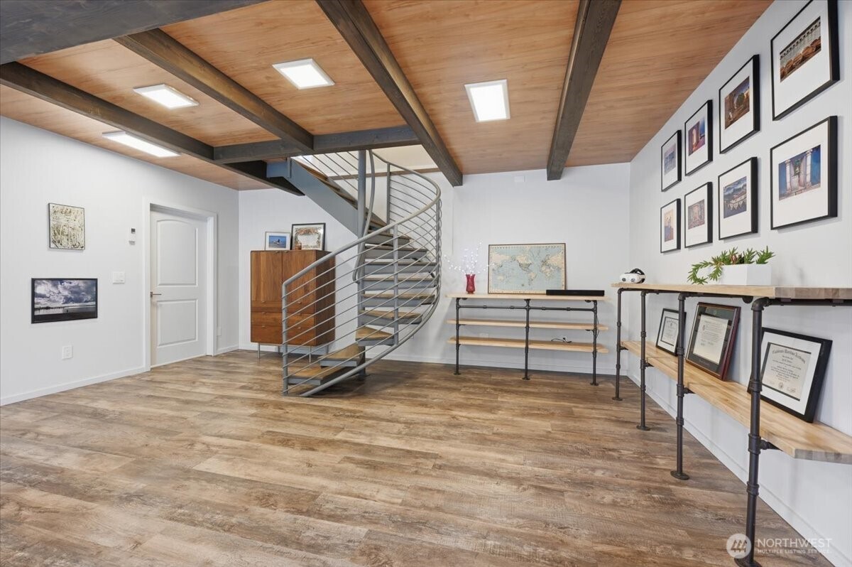 16125 NE 145 Street , Woodinville, WA 98072