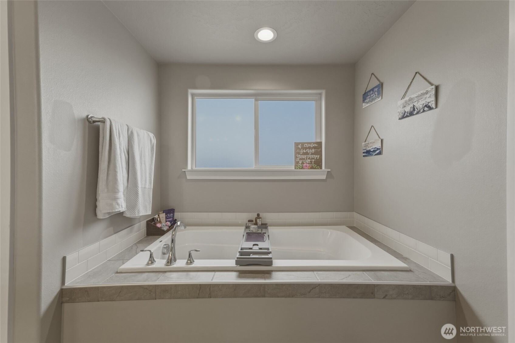 3070 Duval Loop , Richland, WA 99352