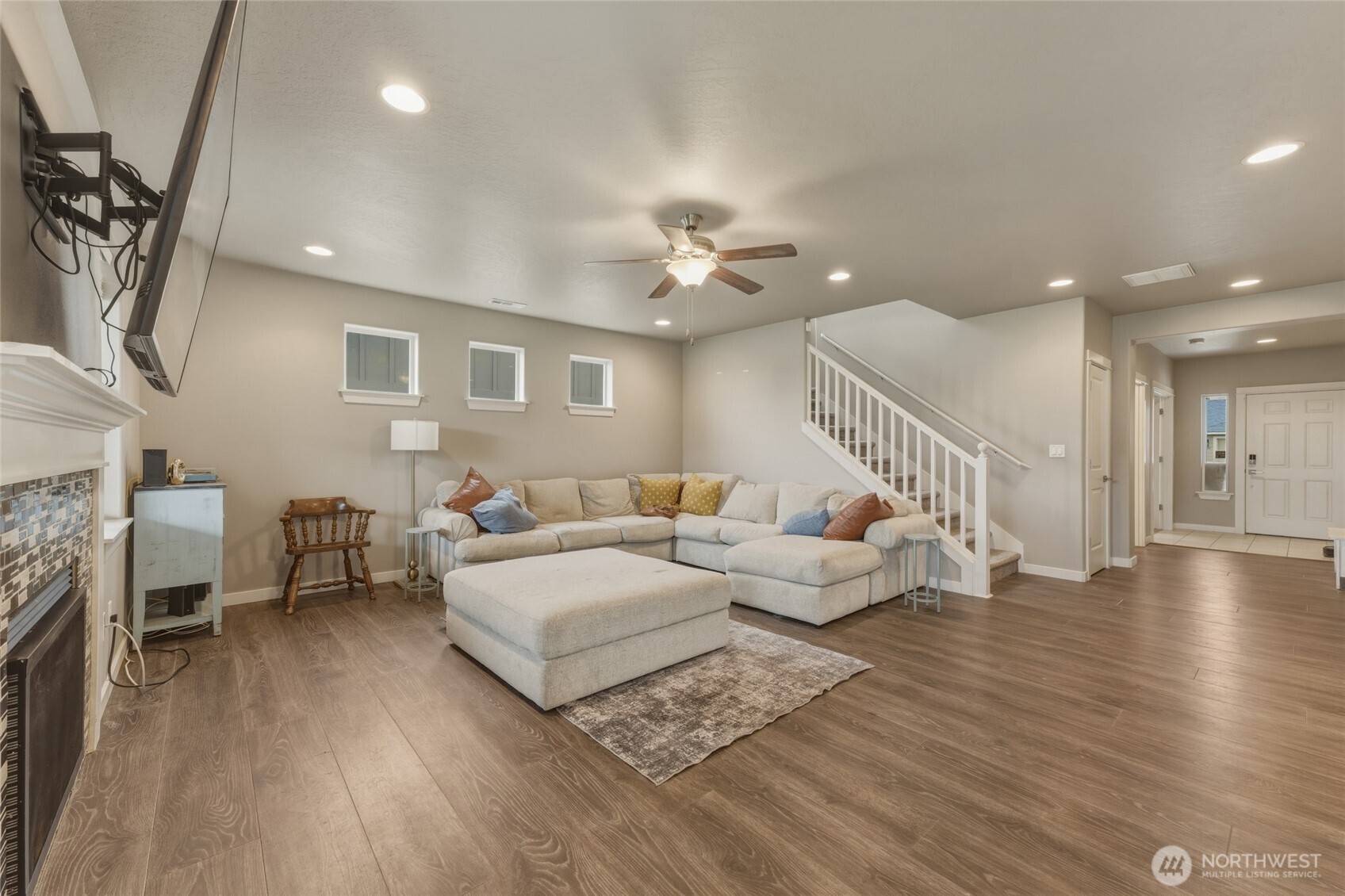 3070 Duval Loop , Richland, WA 99352