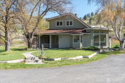 882 Lower Joe Creek Road , Manson, WA 98831