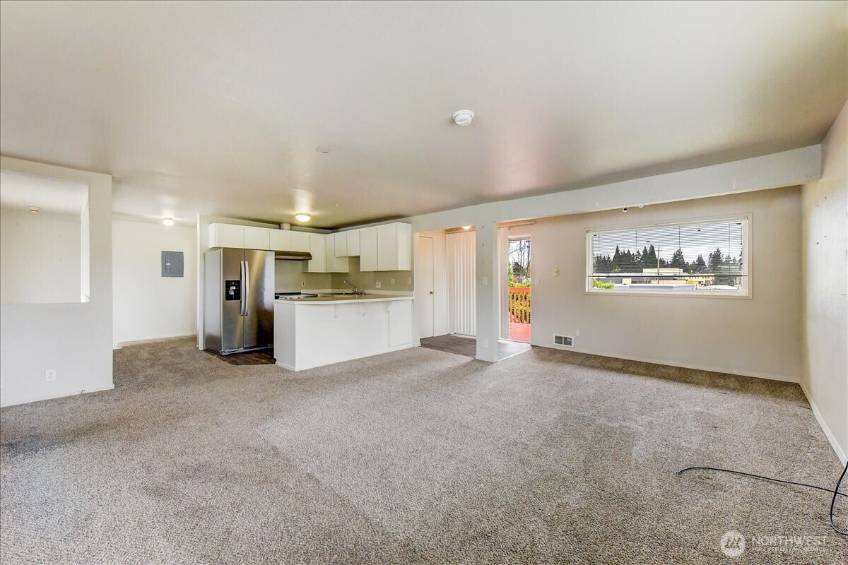 6629 204th Street SW, Lynnwood, WA 98036