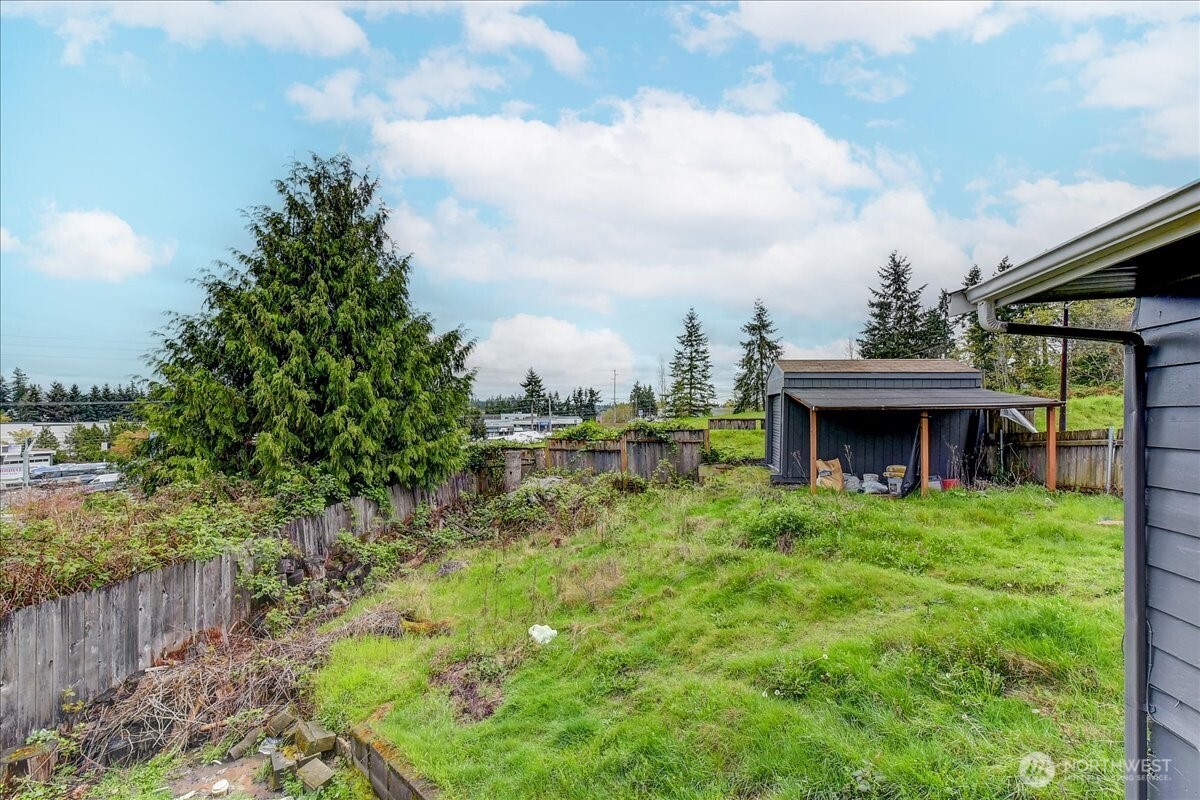 6629 204th Street SW, Lynnwood, WA 98036