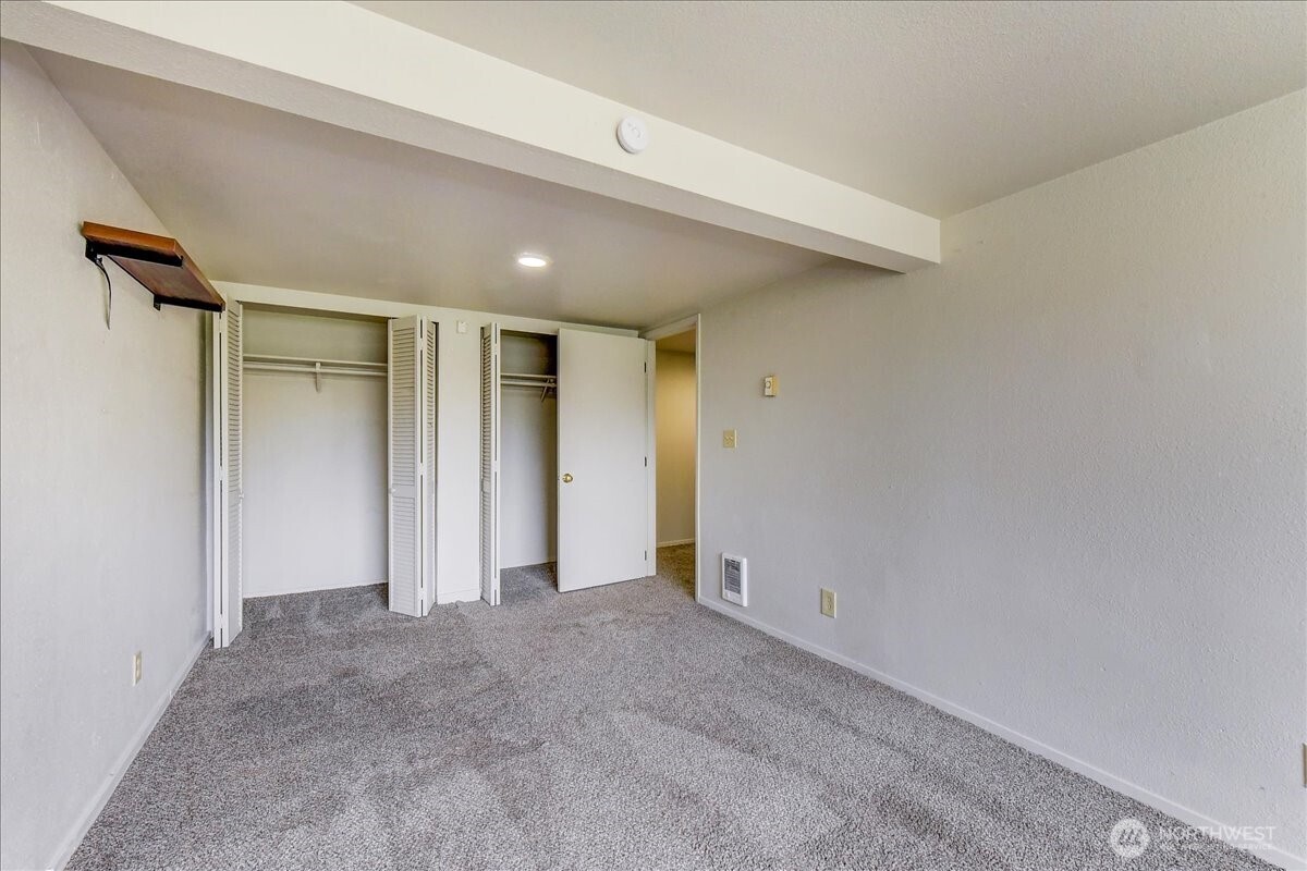 6629 204th Street SW, Lynnwood, WA 98036