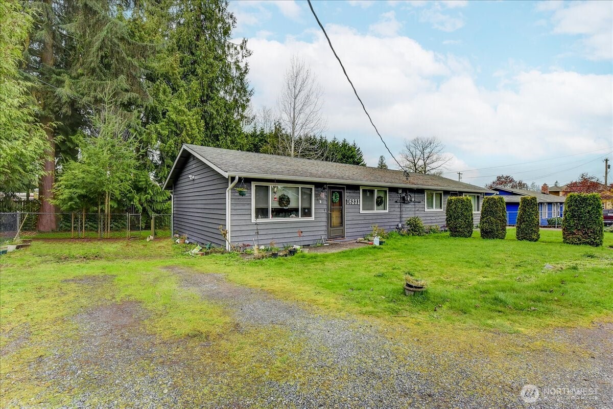 16231 E Shore Drive , Lynnwood, WA 98087